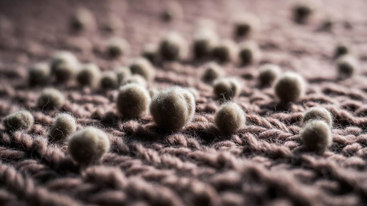 Cover Image for Does All Wool Yarn Pill? What Affects Pilling and How to Reduce It