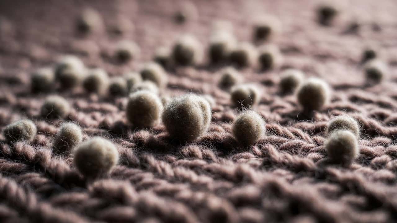 Cover Image for Does All Wool Yarn Pill? What Affects Pilling and How to Reduce It